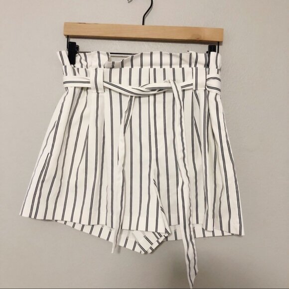Zara Striped Paper Bag Shorts XS - Picture 3 of 4